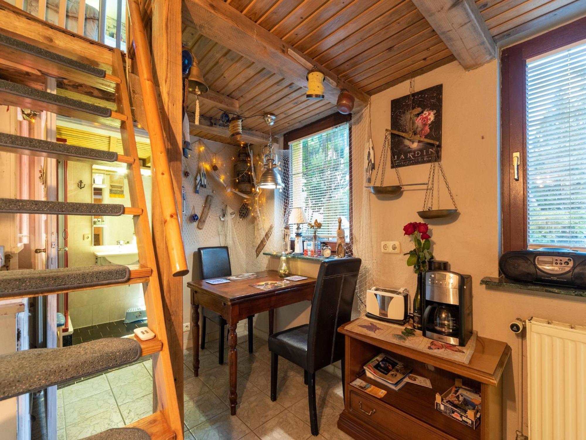 Comfortable Apartment In Wismar Mecklenburg With Fireplace Esterno foto